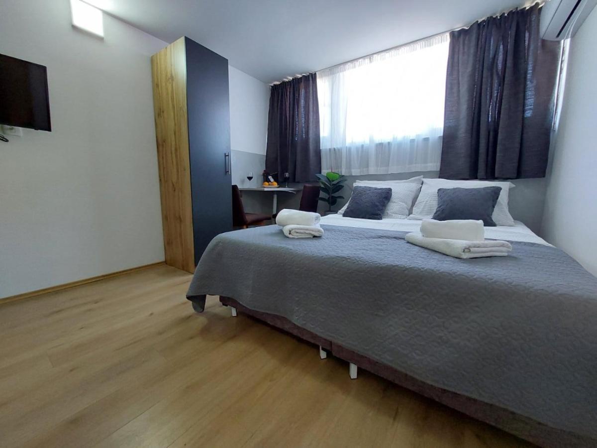 Apartmani Roza Пула Экстерьер фото