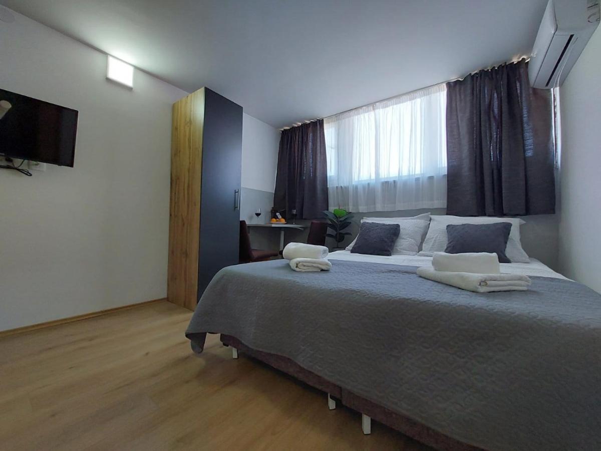 Apartmani Roza Пула Экстерьер фото